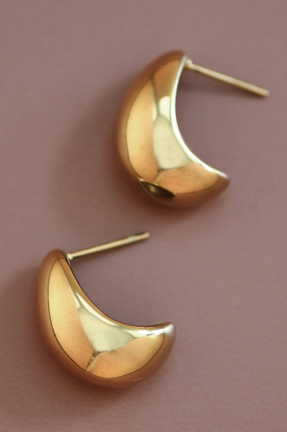 Polished gold crescent dome earrings